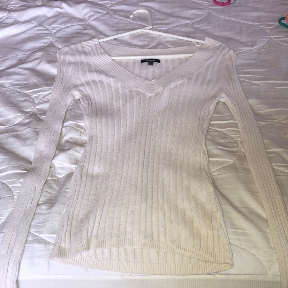 Cream/white Express Vneck sweater
